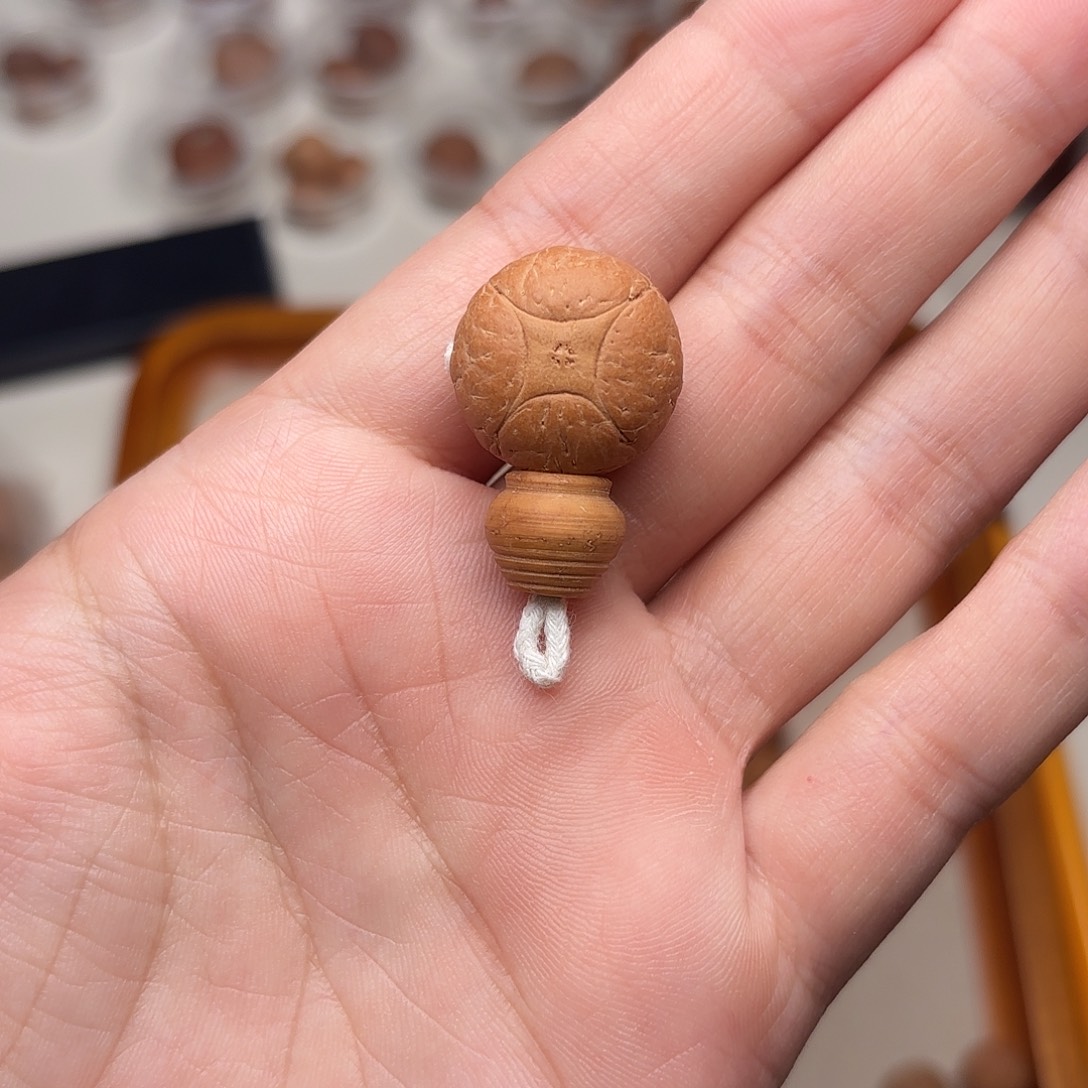 凤眼菩提手串麒麟三通19.2×14.8
