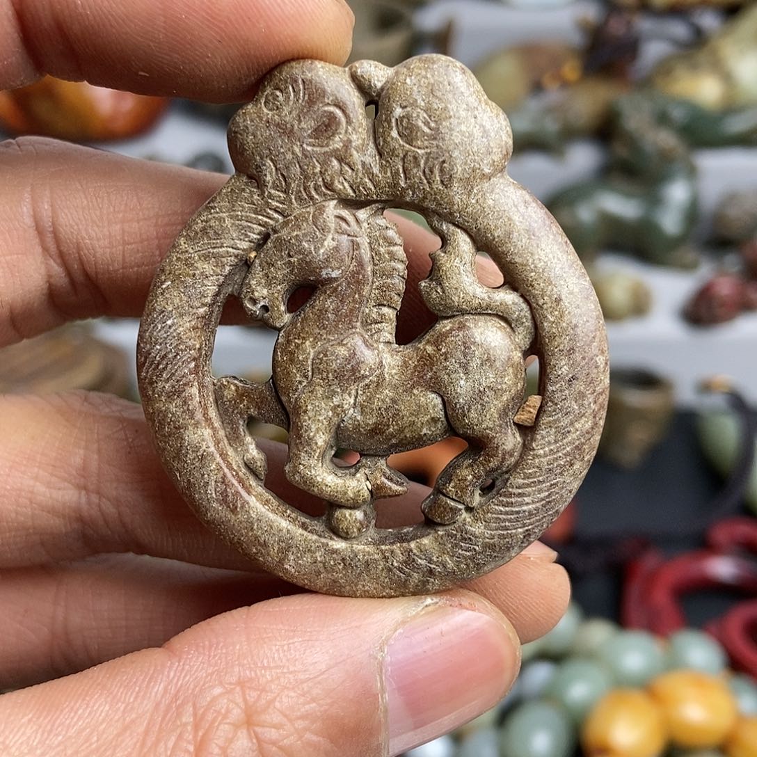 和田玉（糖玉）配饰未镶嵌