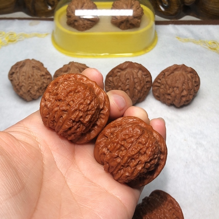 文玩核桃37血麒麟