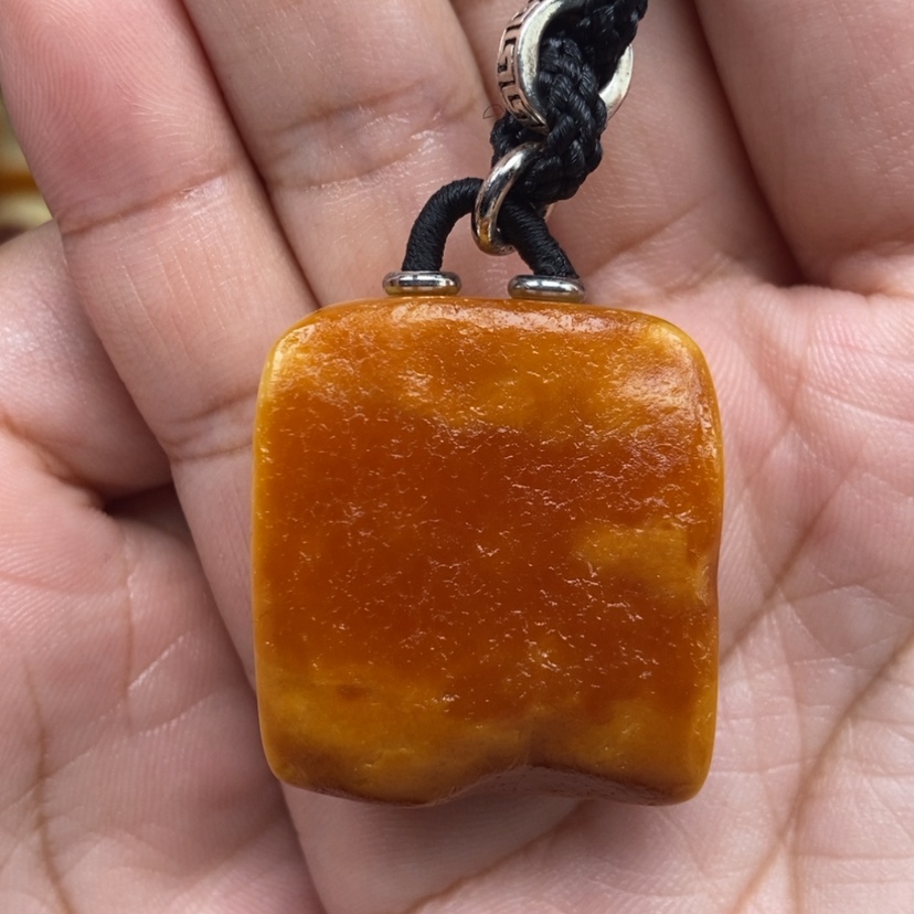 【闪购商品】未镶嵌颈饰琥珀