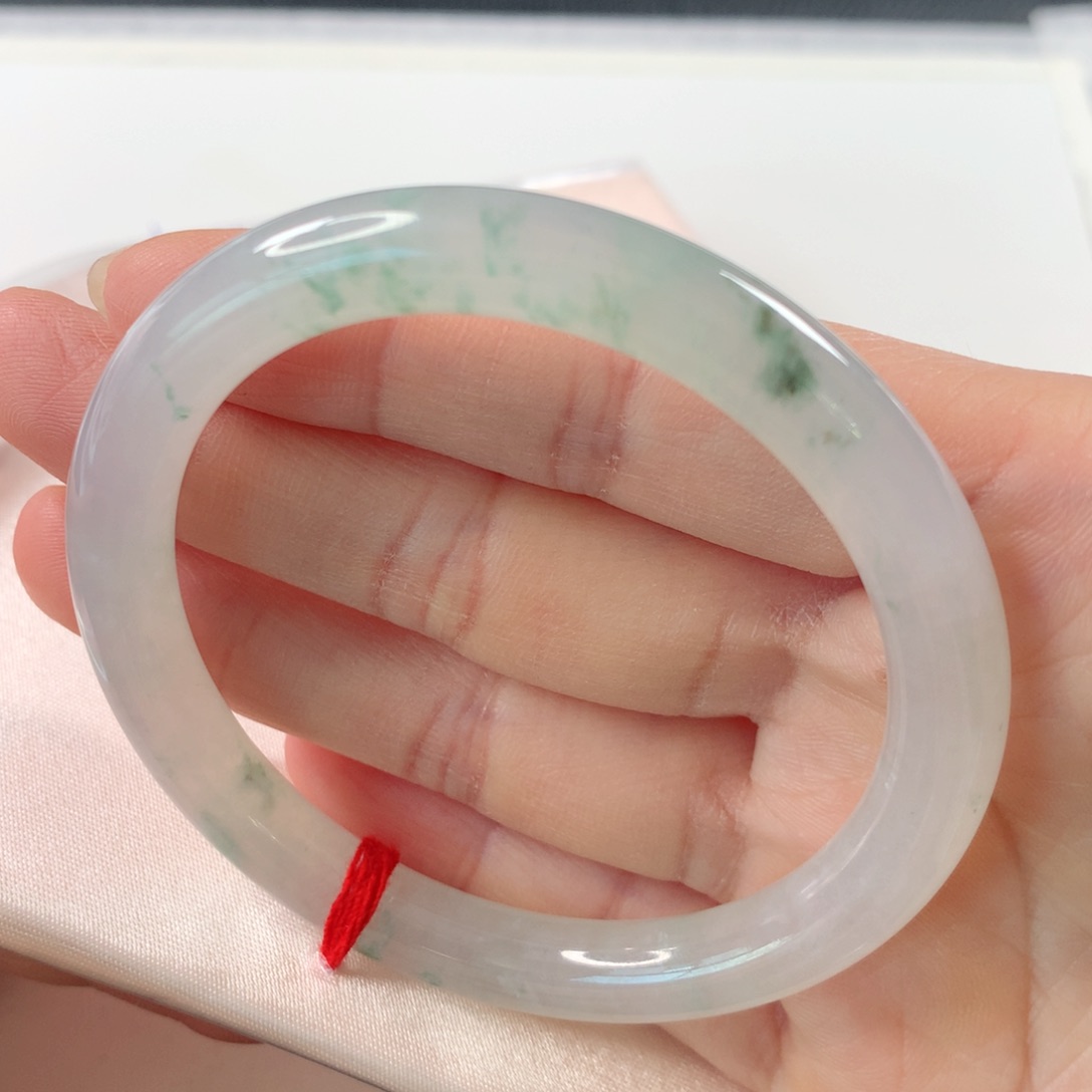 未镶嵌手镯翡翠 圆条255⭐⭐⭐⭐⭐强烈推荐