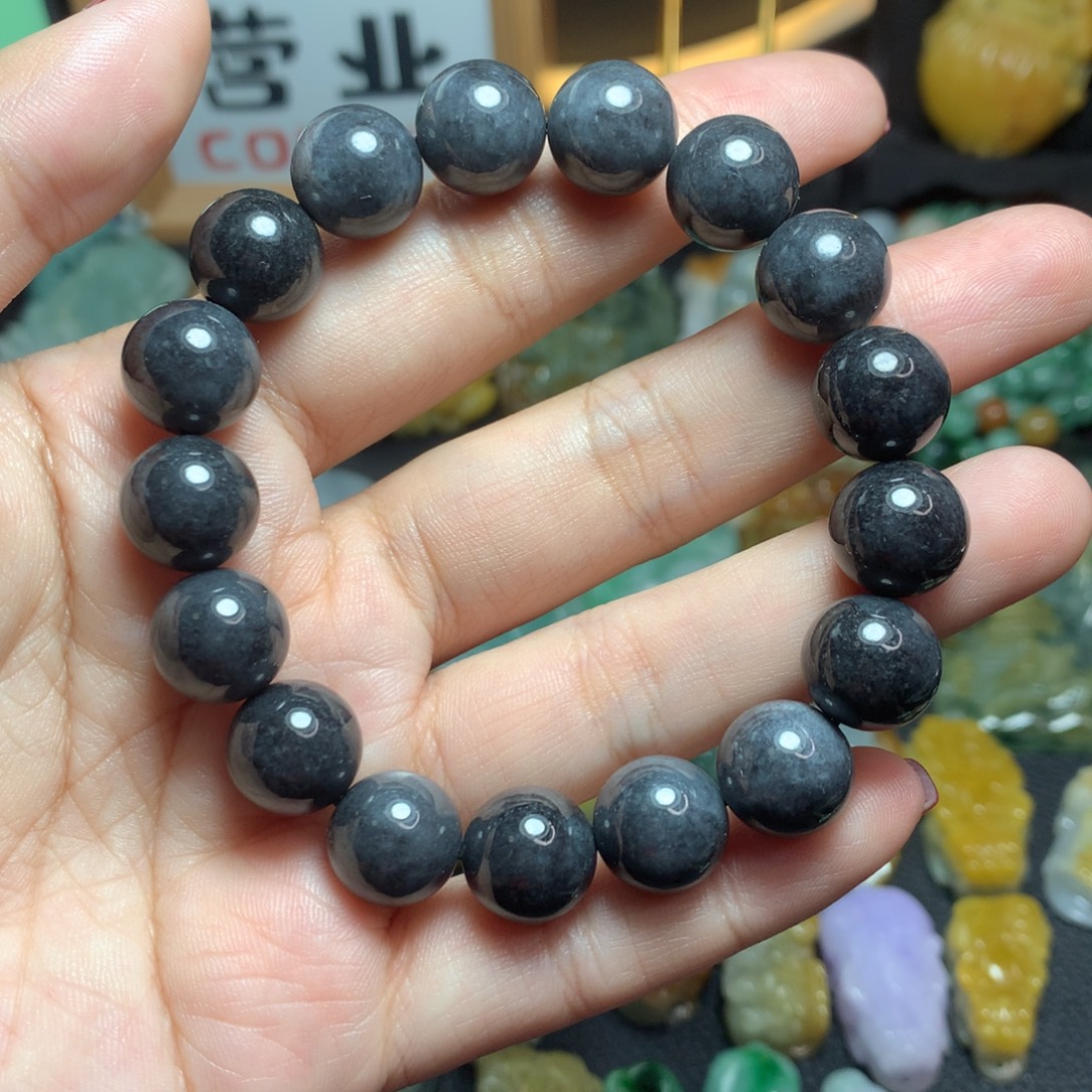 颈饰未镶嵌翡翠乌鸡手串