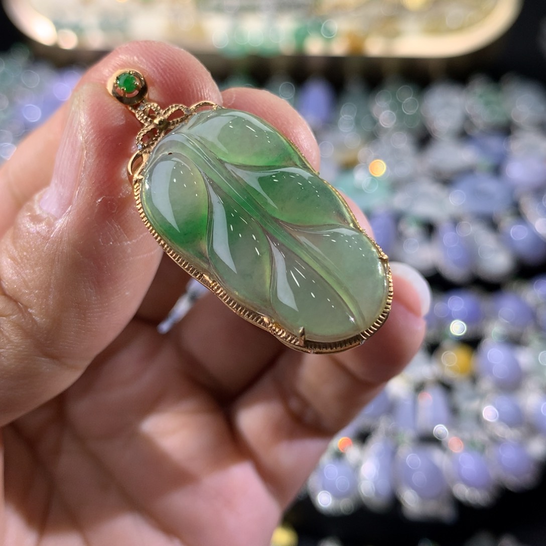 翡翠18K金镶嵌吊坠(不含链)