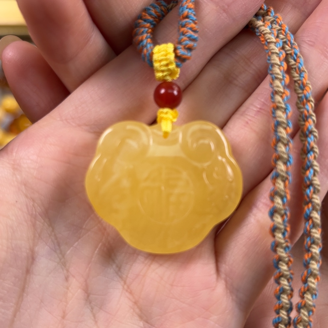 裸石琥珀未镶嵌蜜蜡平安锁