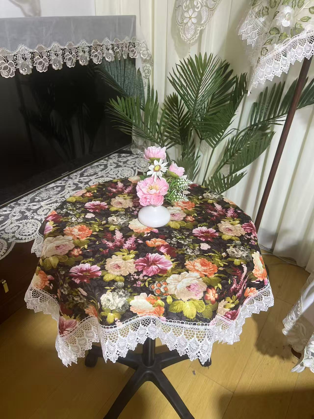 ZN098-28复合绒布【105*105】复合双层绒布黑底百花桌布茶几布