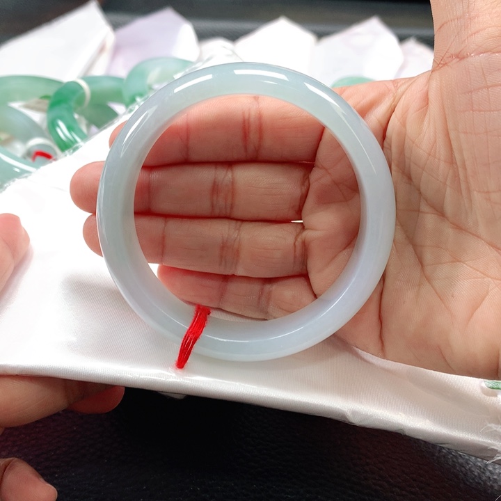 翡翠手镯未镶嵌585858宽版