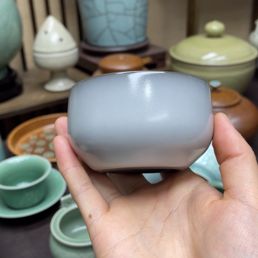 微瑕青瓷茶具杯子