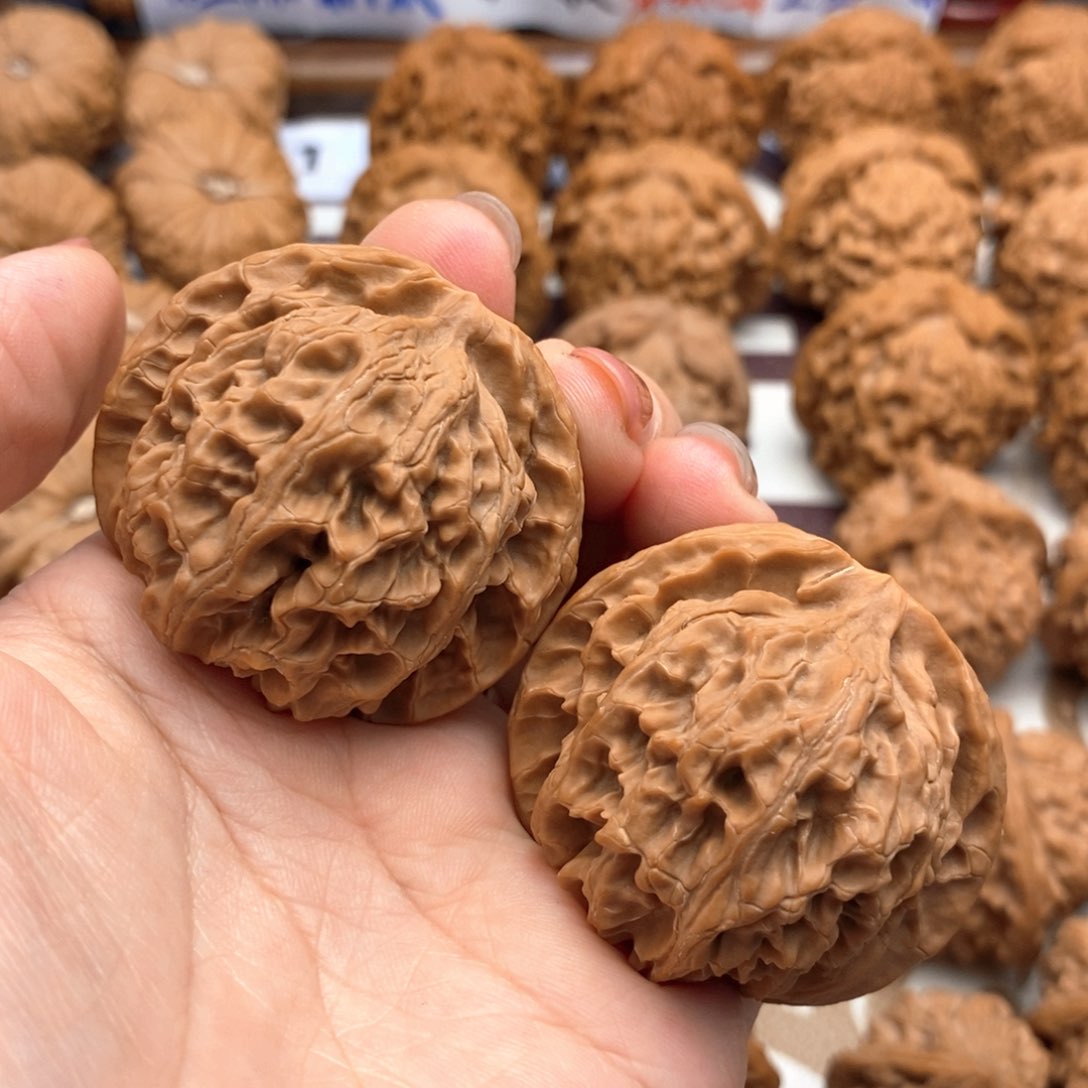 【闪购商品】文玩核桃吊坠44尺精品苹果园