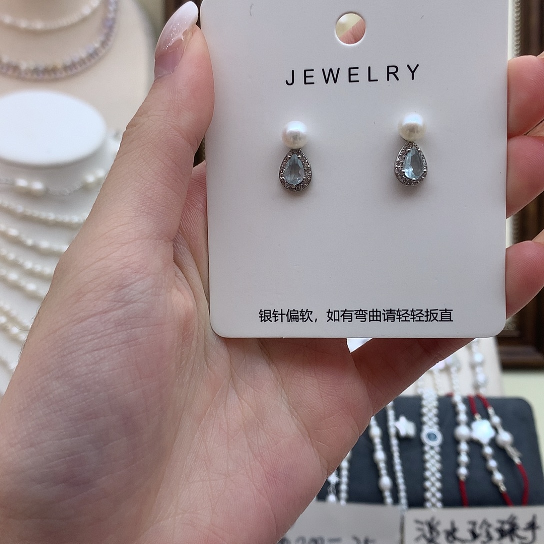 淡水珍珠未镶嵌耳饰