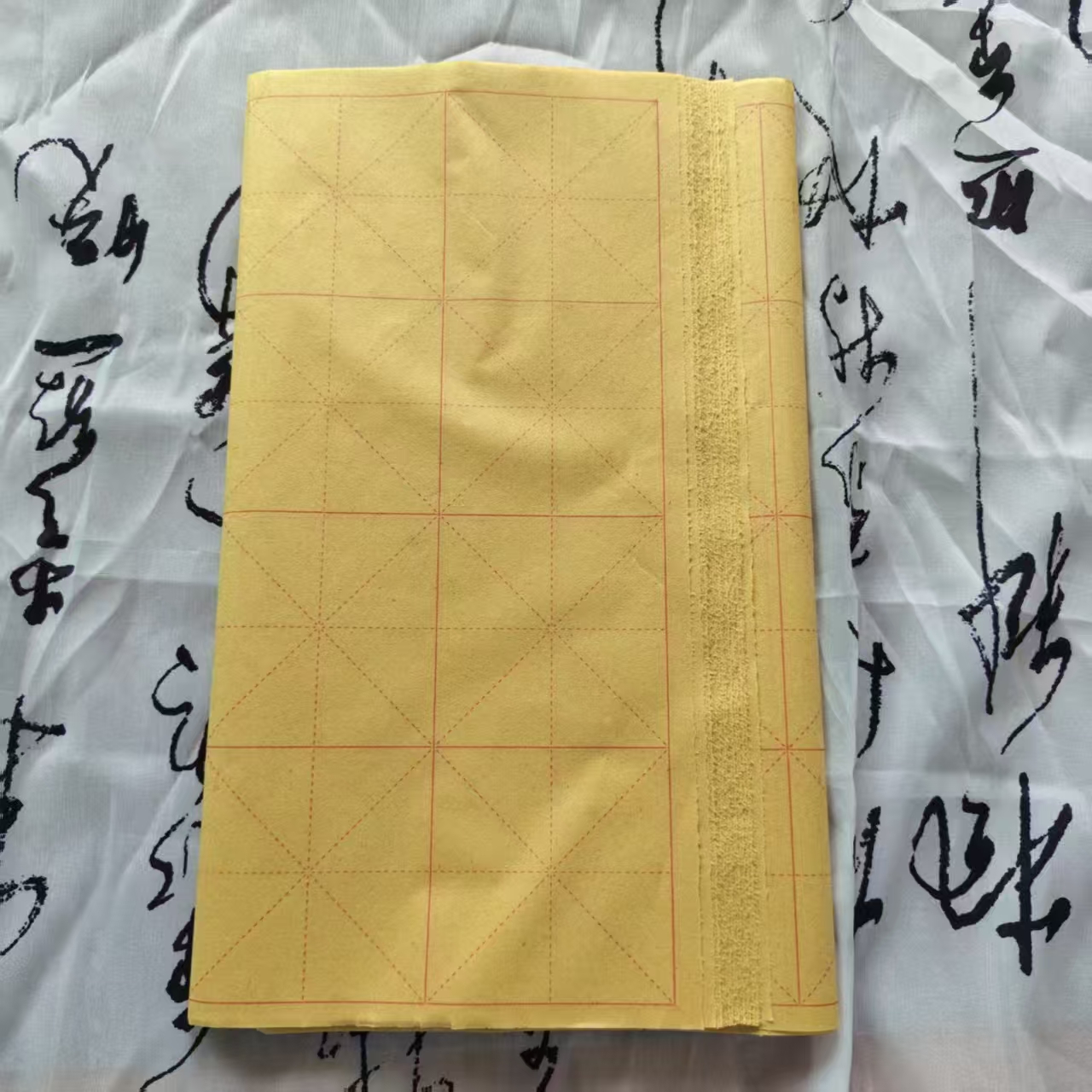 9*28格毛边米字格书法练习纸 初学者半生熟学生专用纸
