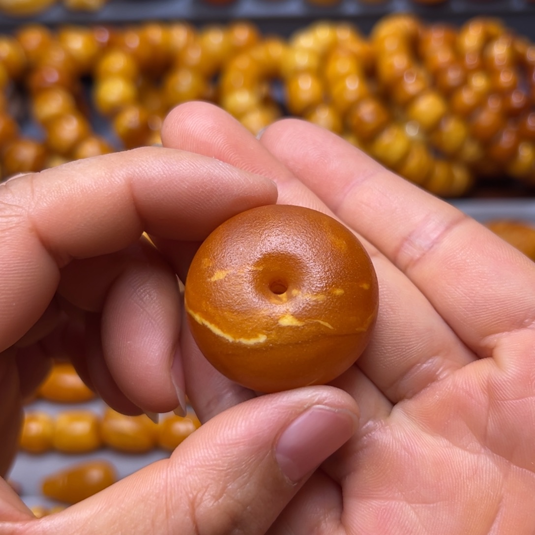 琥珀未镶嵌吊坠(不含链)