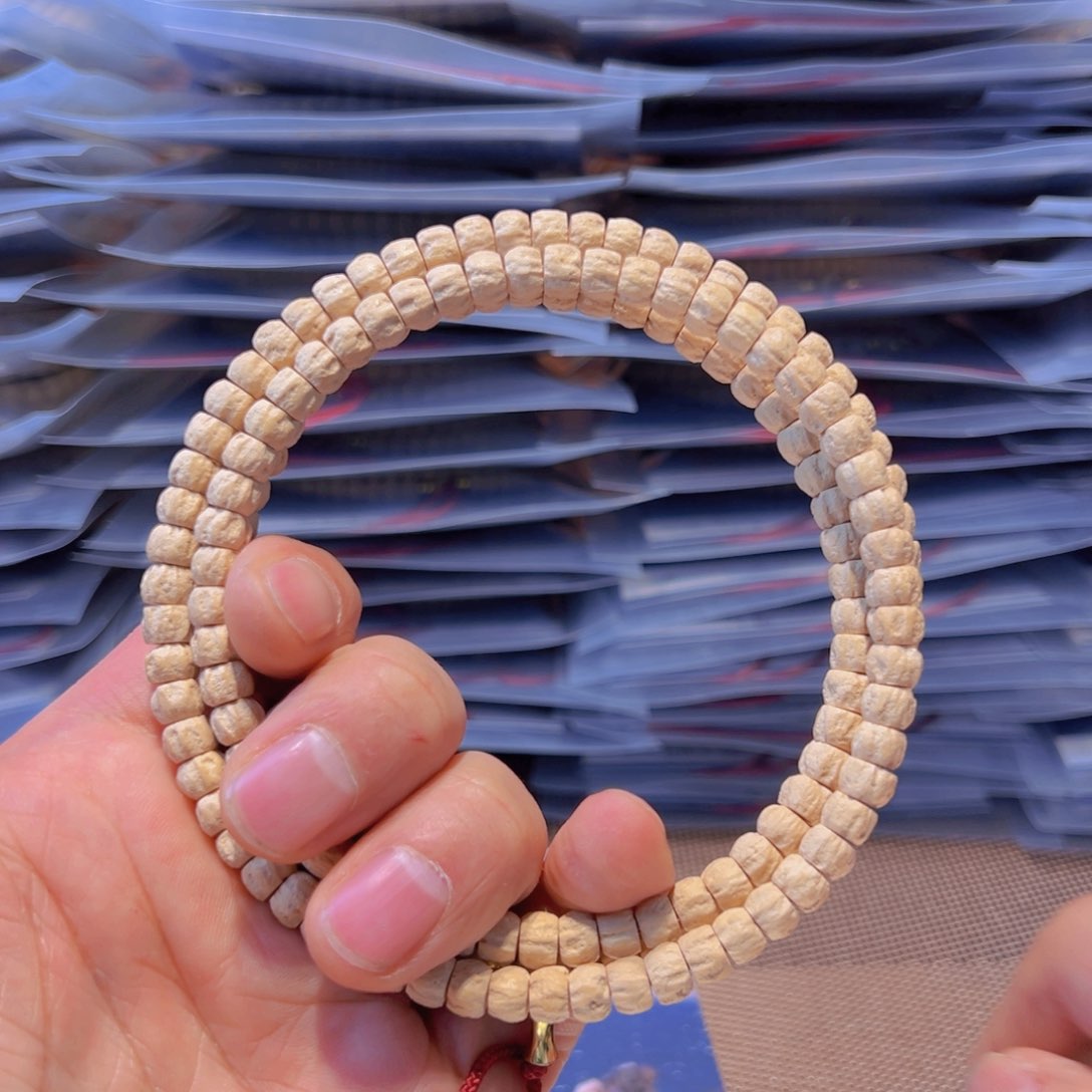 柏香籽/百香籽吊坠噢*好