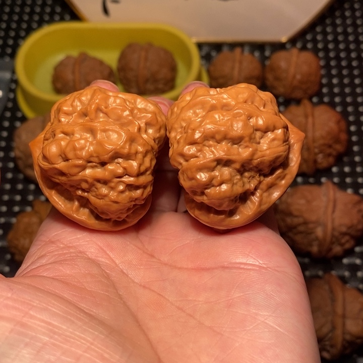 把件文玩核桃八腿肌肉蛙