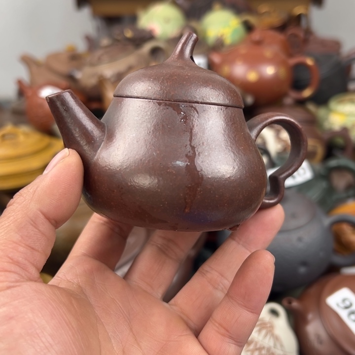 紫砂茶壶嘴吧磕碰