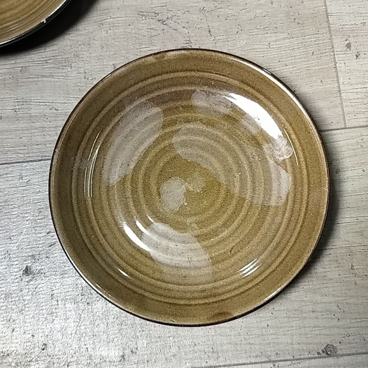 盘瓷片陶瓷杯盘壶碗都有
