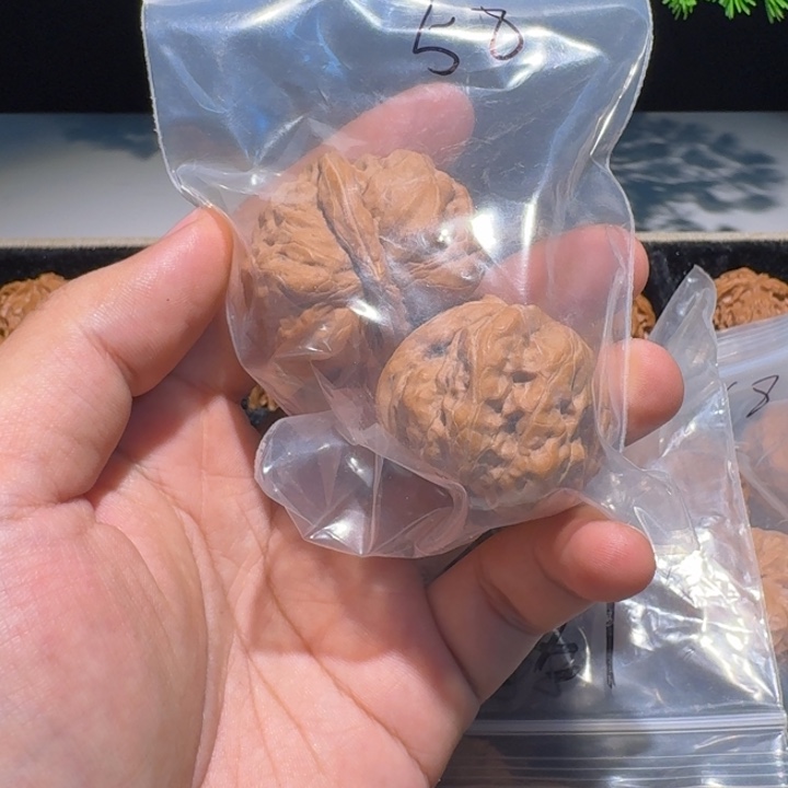 歌***竟文玩核桃吊坠蛤蟆头