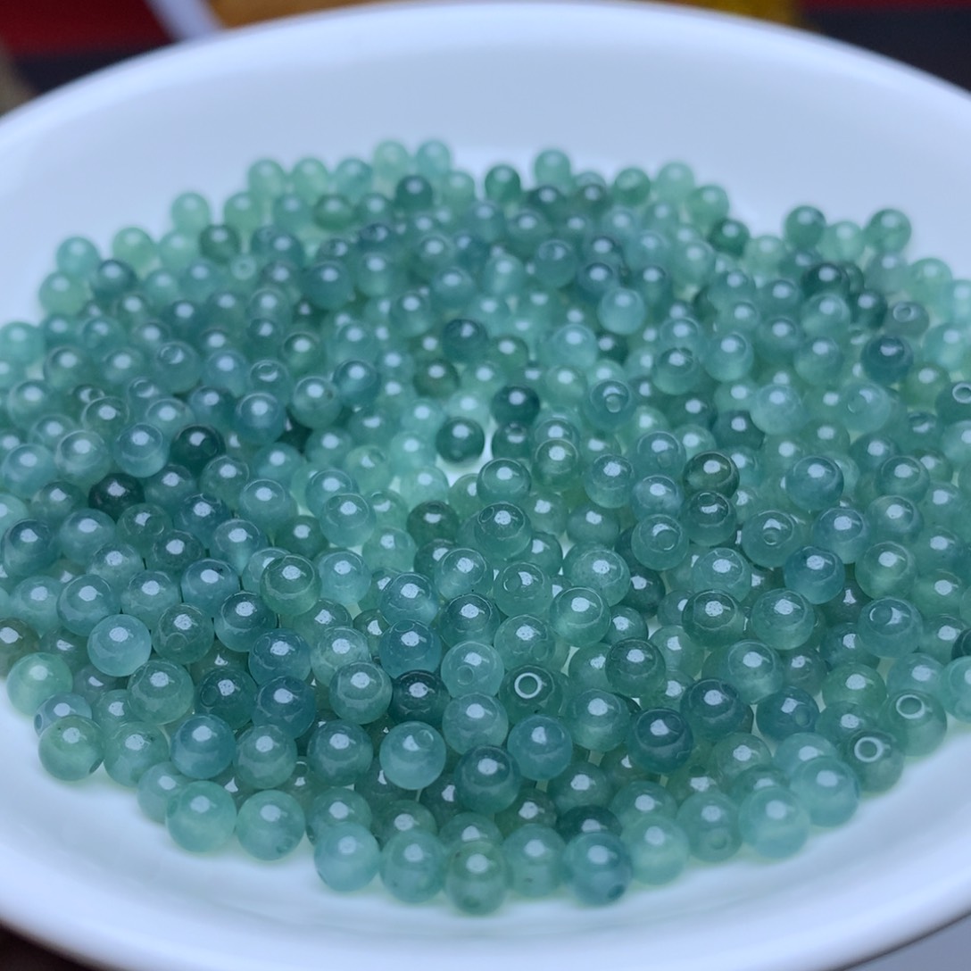 【闪购商品】翡翠手链未镶嵌卡4冰透蓝水30个