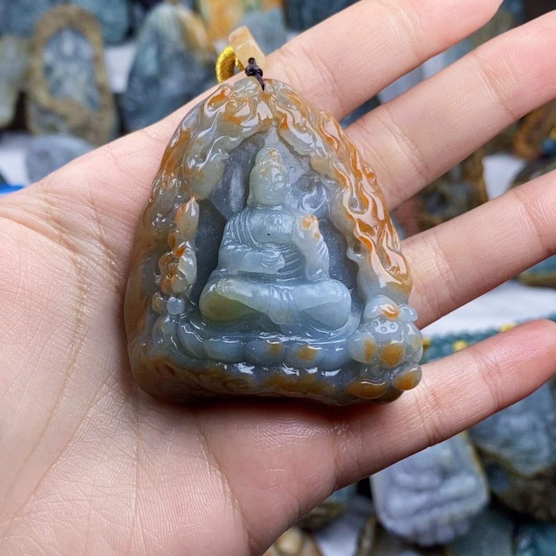 未镶嵌定制翡翠楊****?定制挂件专属链接