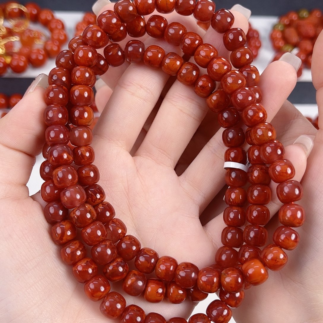 南红玛瑙未镶嵌瓦西牛血红火焰8mm多圈
