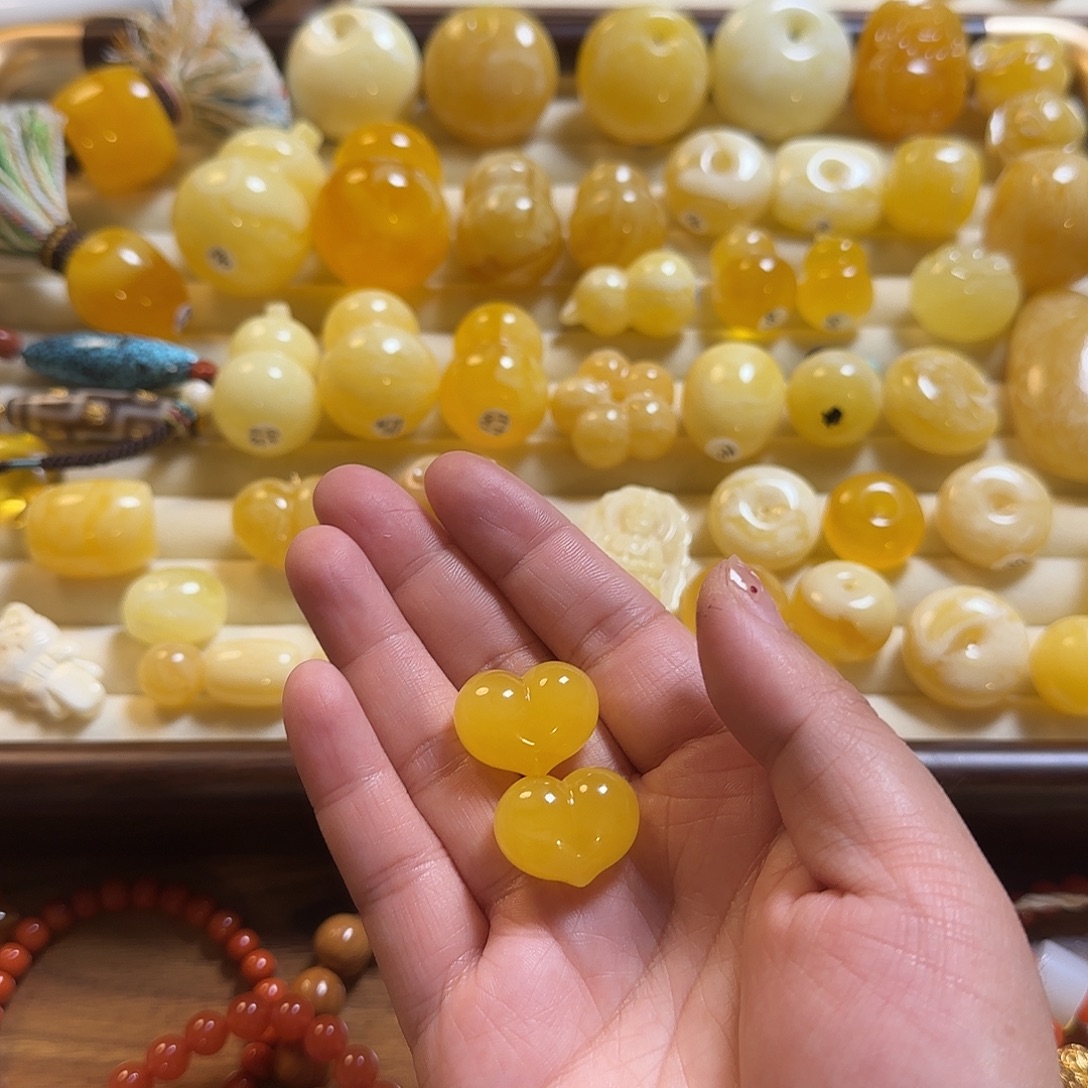 小***赟吊坠猴头核桃屁桃