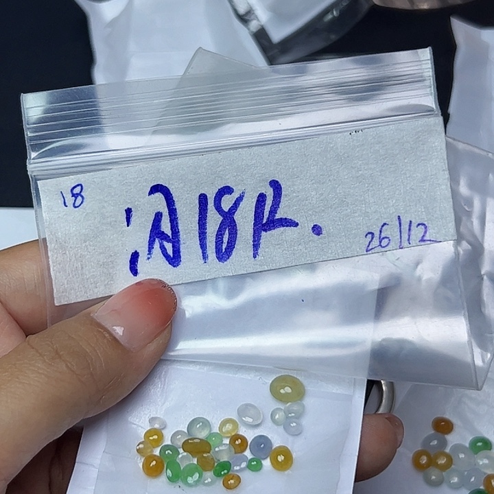 未镶嵌定制翡翠不