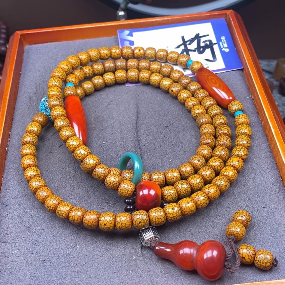 星月菩提吊坠为***。星月