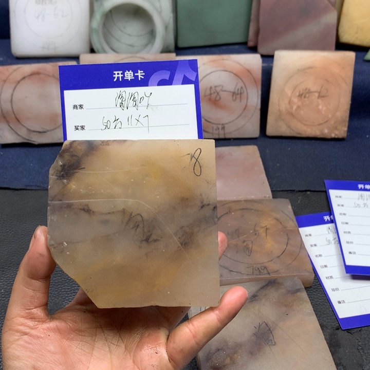 石英质玉手镯未镶嵌❣️****定制手镯