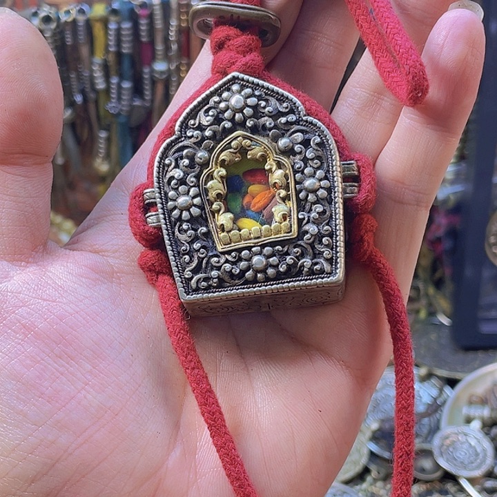 福利装藏嘎乌一个福利出来