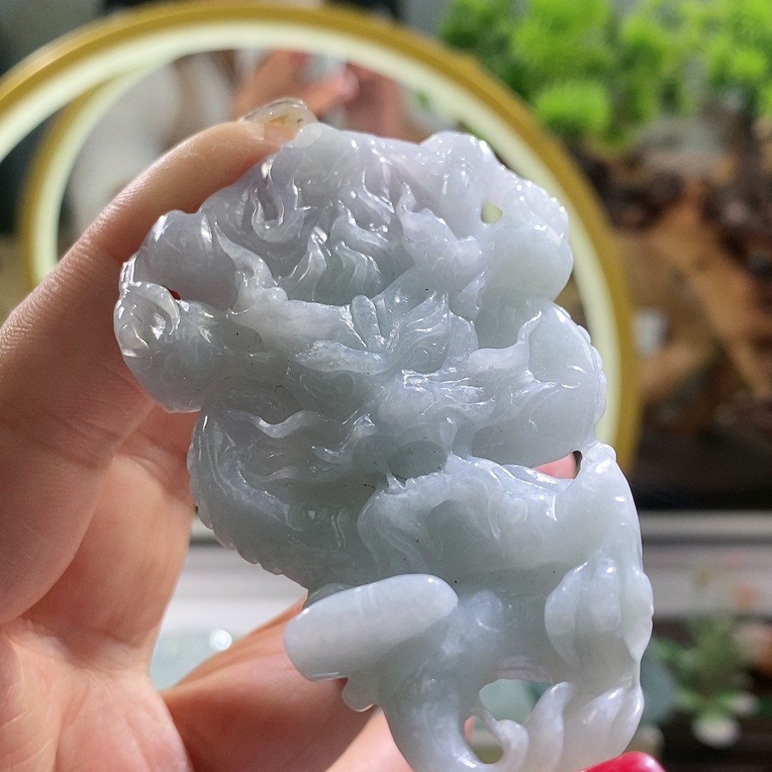 【闪购商品】翡翠颈饰未镶嵌龙牌