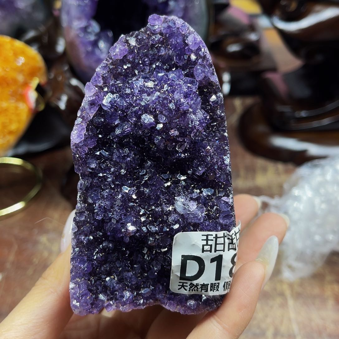 水晶大型摆件未镶嵌