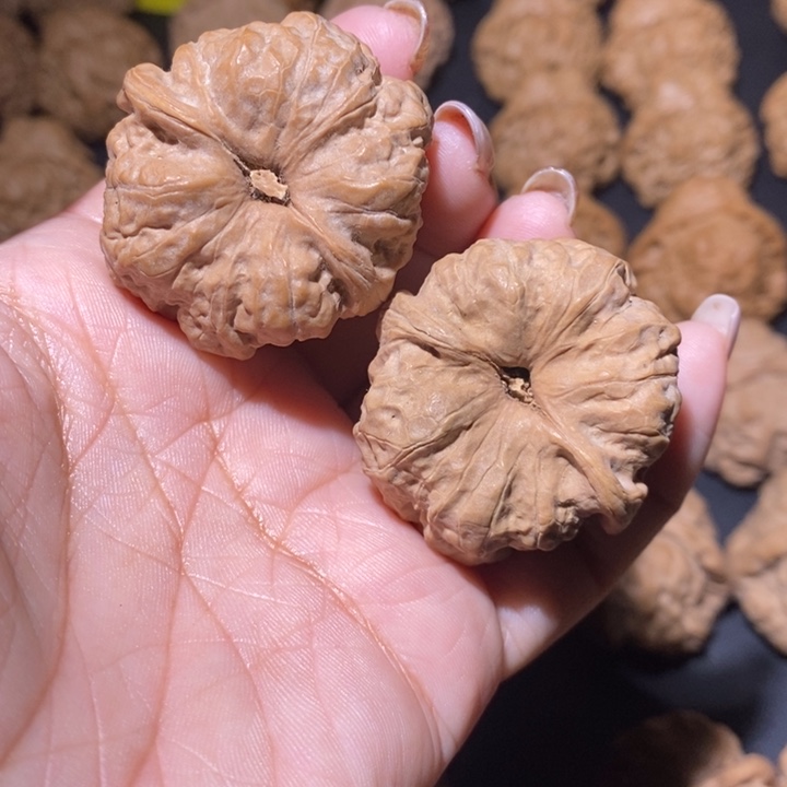 文玩核桃吊坠可*蛤蟆头37