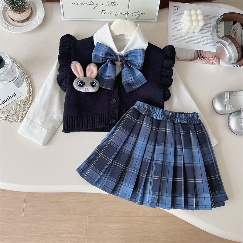 2025年春秋季韩版新品女童兔子官JK套装小女孩学院风针织三件套
