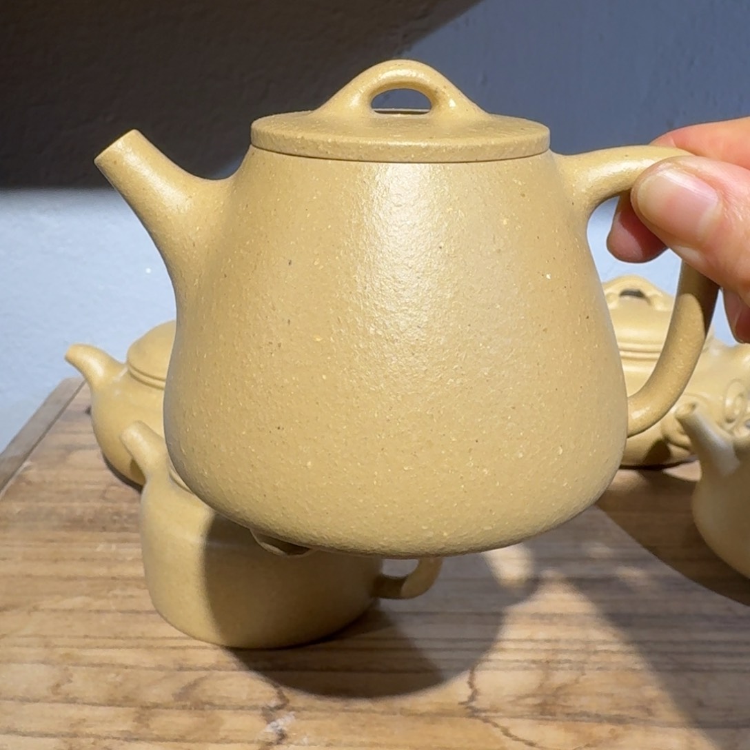 本山绿泥茶壶梨皮230毫升左右
