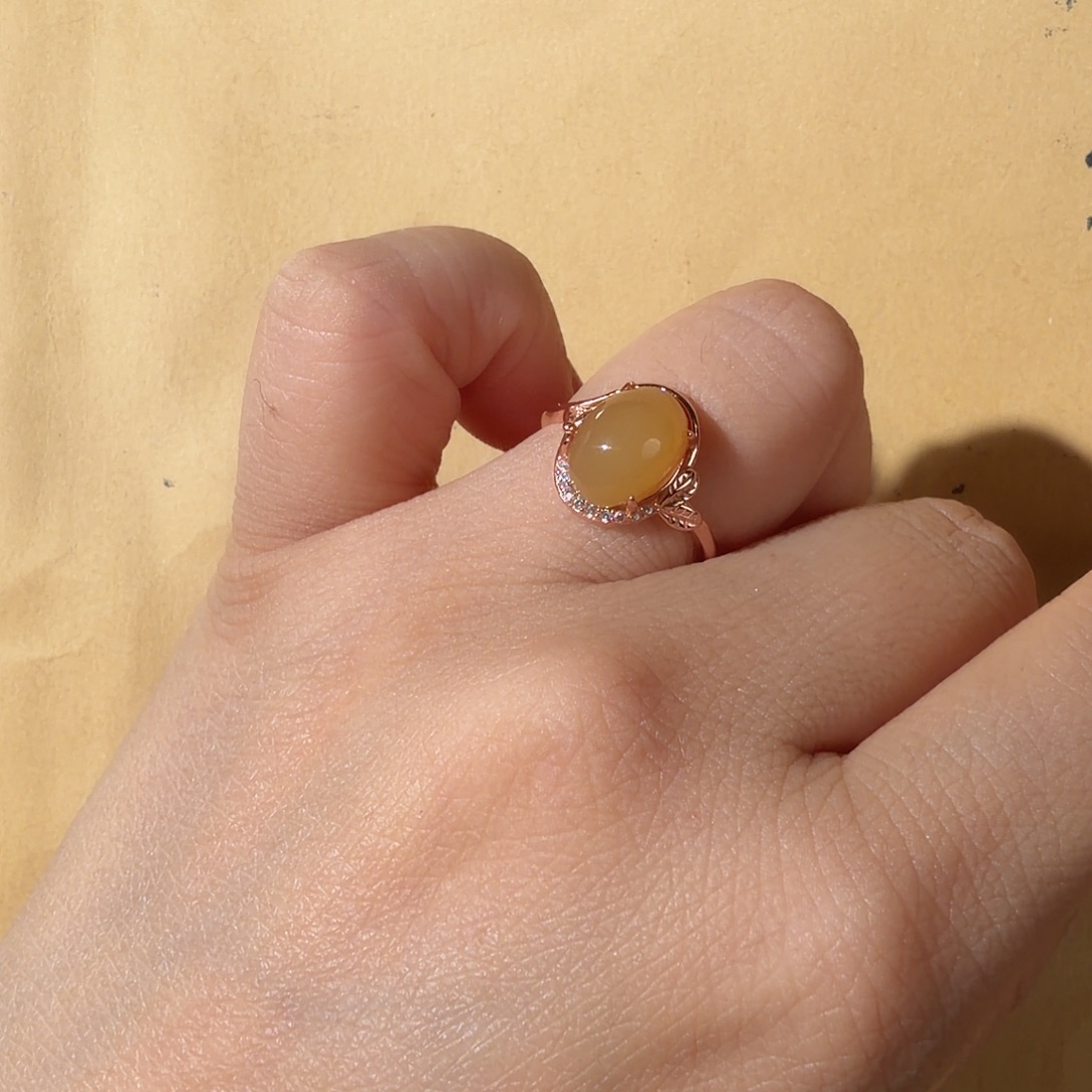 和田玉（糖玉）银S925镀金镶嵌戒指