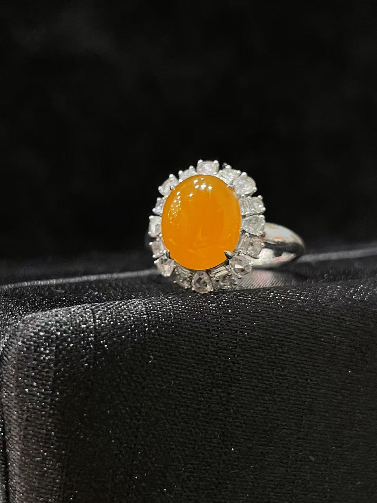 高冰黄翡鸡油黄翡翠蛋面戒指