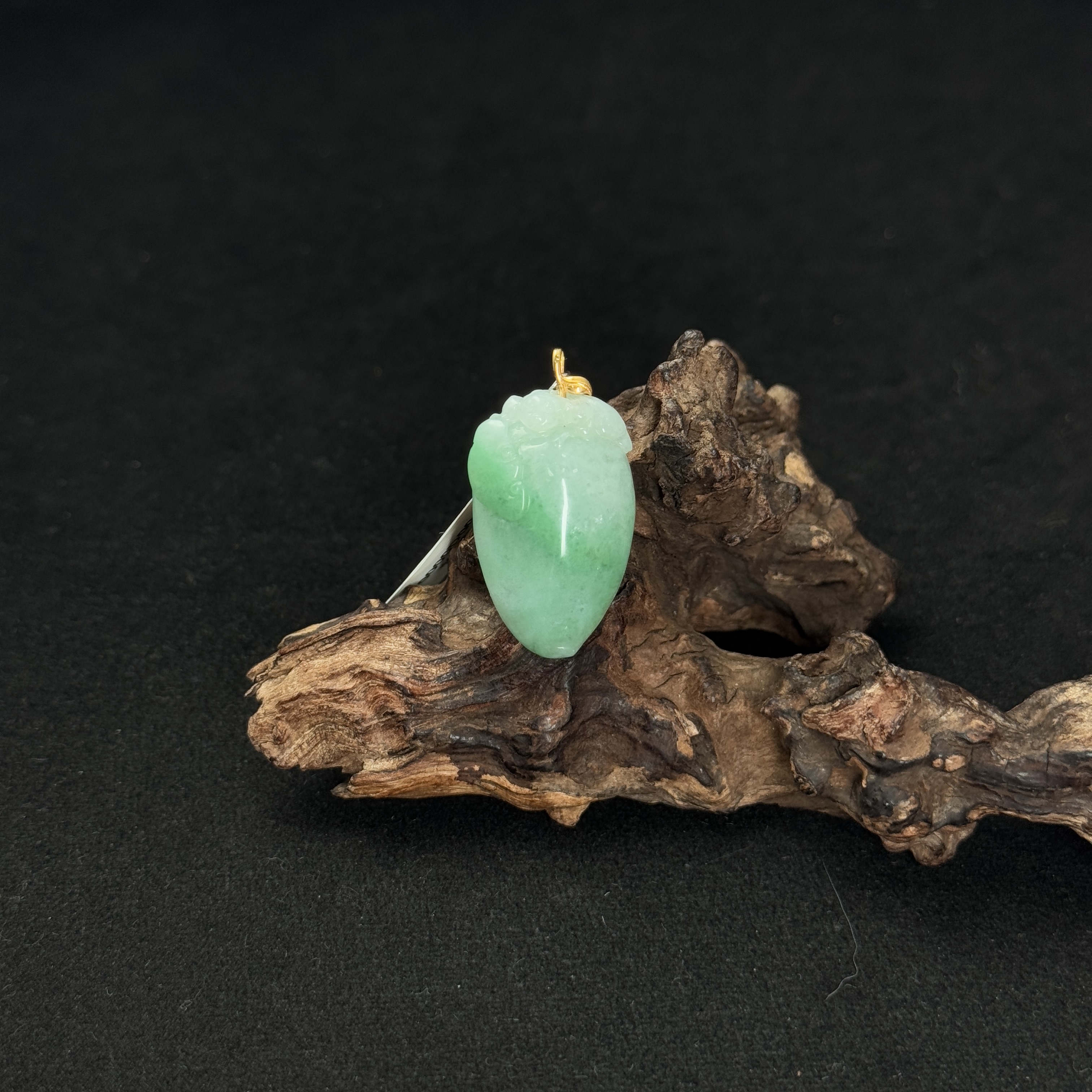 【诚翠拍品第一百二十二期午】翡翠16吊坠ZFP2014金