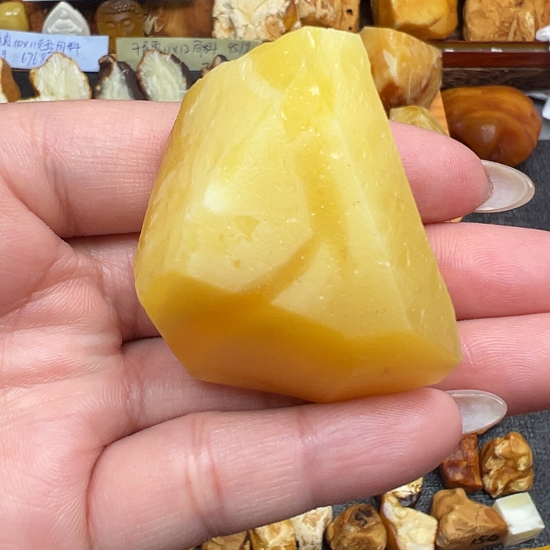 定制琥珀未镶嵌蜜蜡