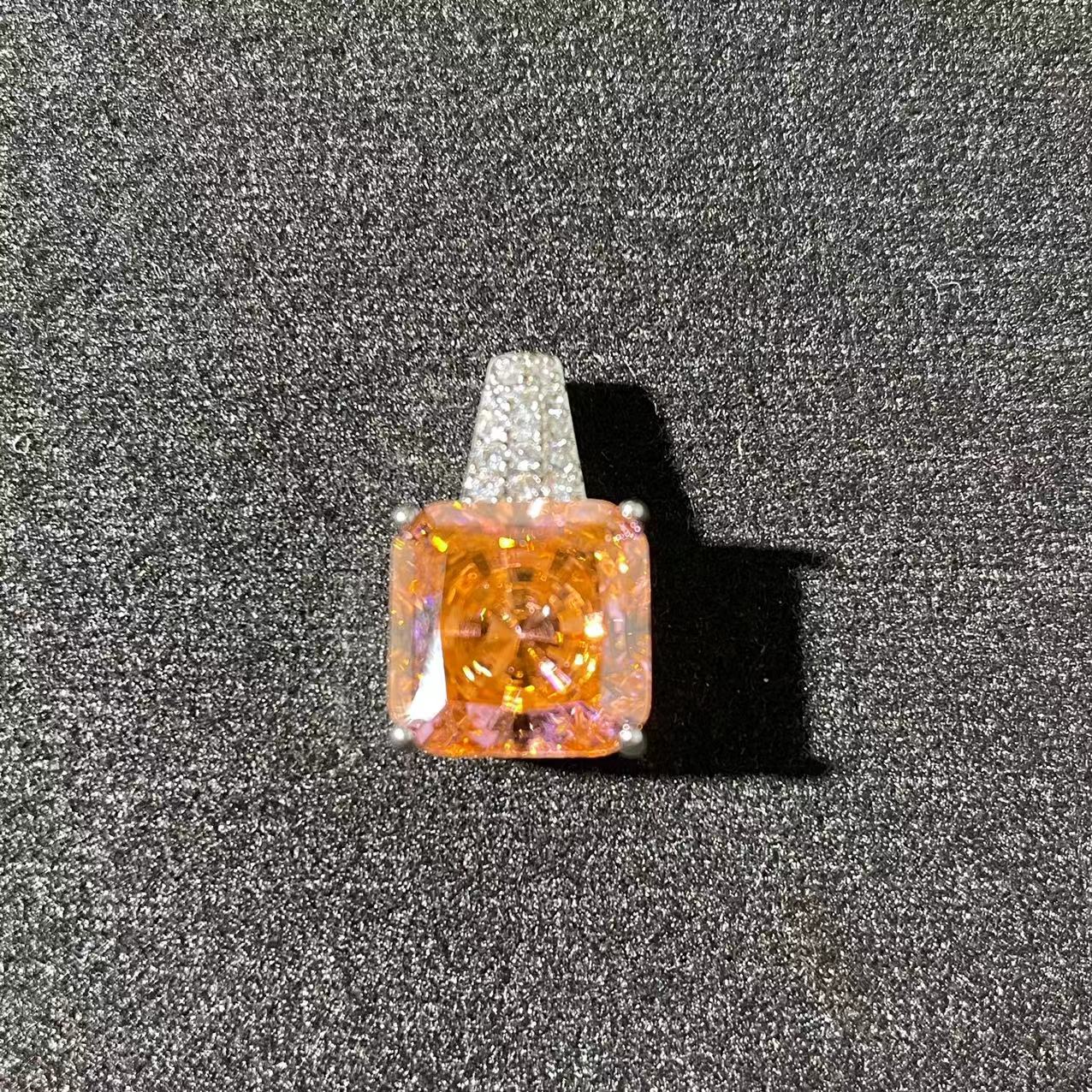 【大美高订】WB-122时尚设计吊坠多样性发一件