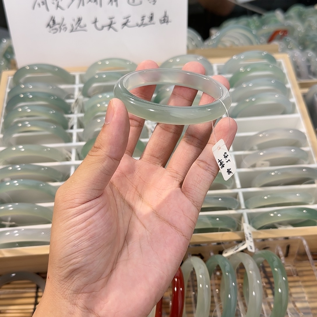 手镯玛瑙/玉髓未镶嵌圈口58.5