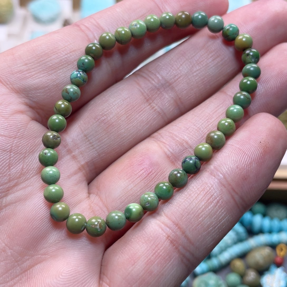 绿松石配饰未镶嵌