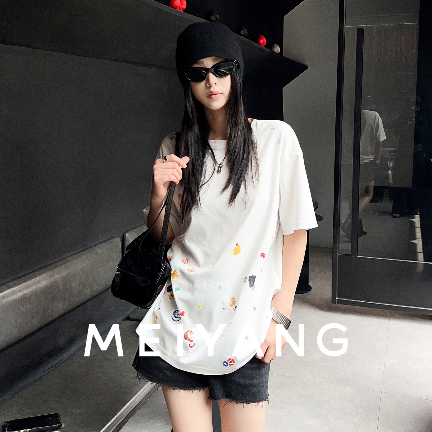 A美洋MEIYANG【商场同款】贴贴纸T恤 印花烫钻圆领短袖上衣-周四
