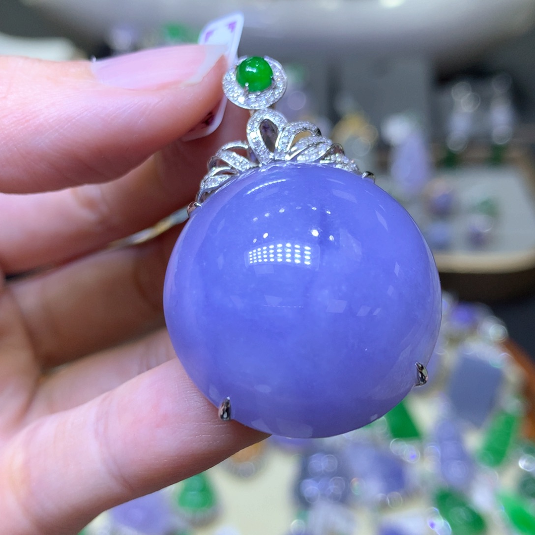 【闪购商品】翡翠颈饰18K金镶嵌翡翠吊坠项链