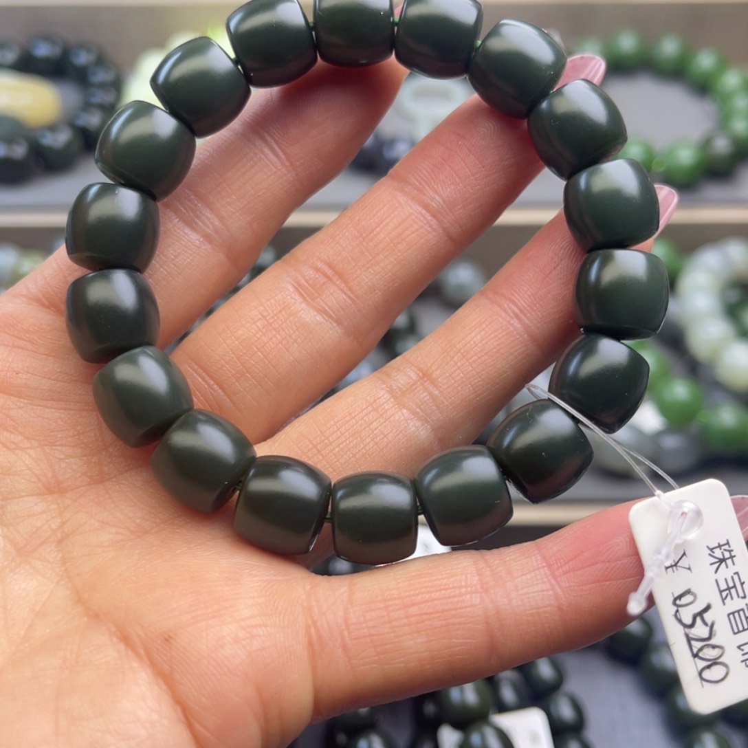 和田玉手链未镶嵌