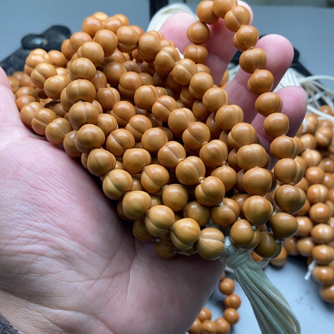 吊坠猴头核桃柯基屁桃