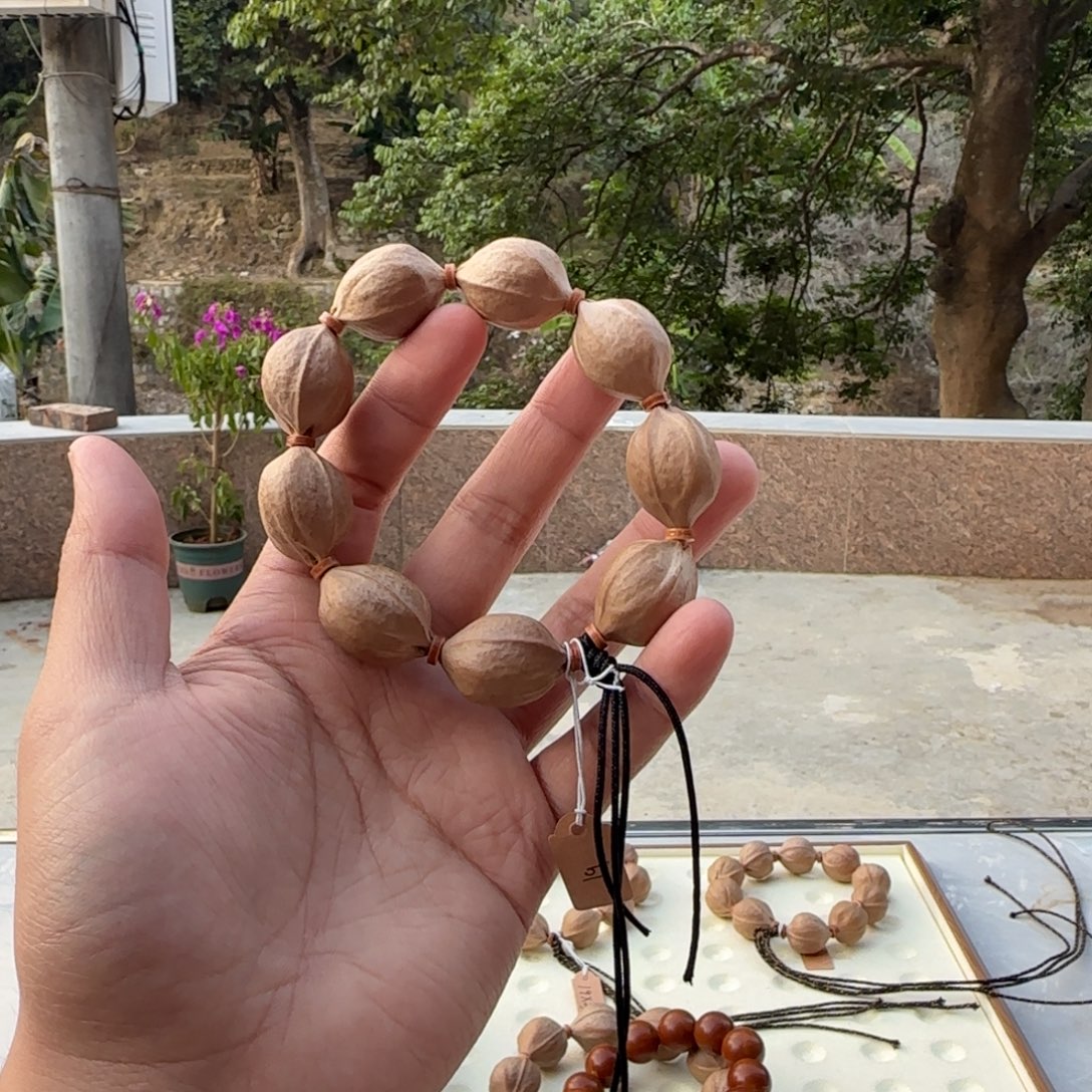 一***面橄榄核吊坠梅林铁核梅林铁核