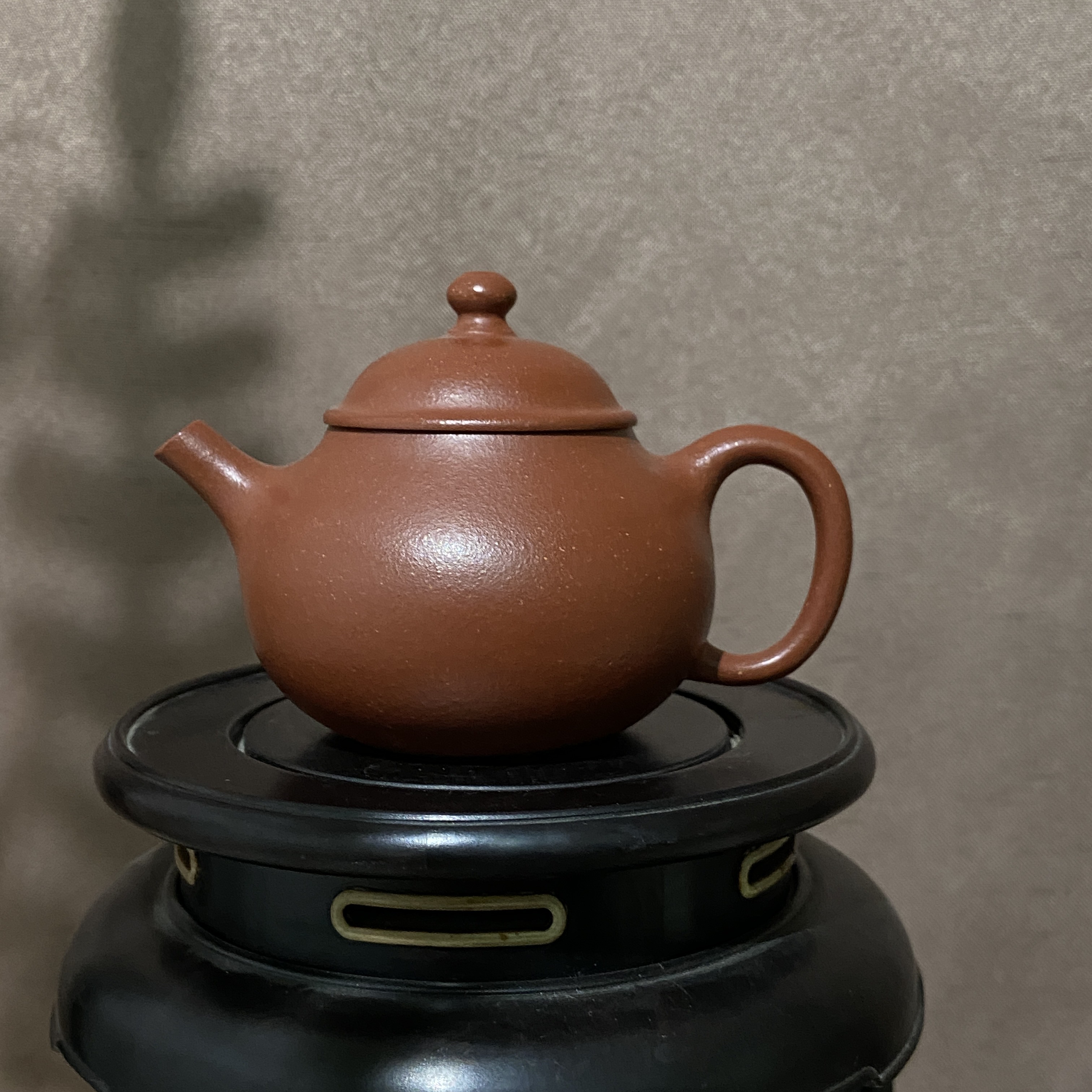 宜兴手工紫砂陶 茶壶GS3379-25