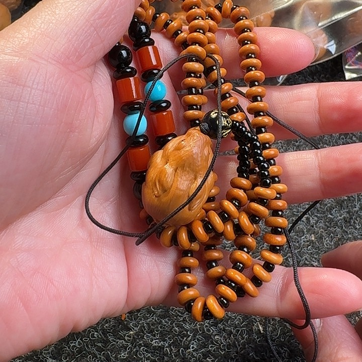 橄榄核吊坠橄榄兔链