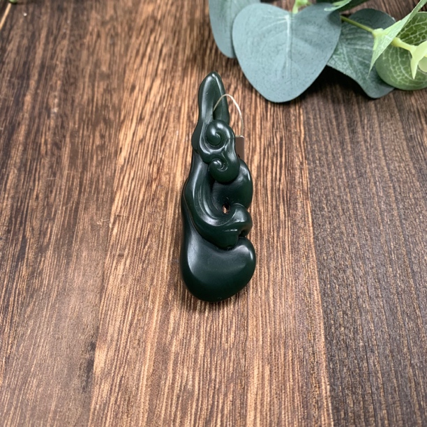 天然和田玉吊坠未镶嵌