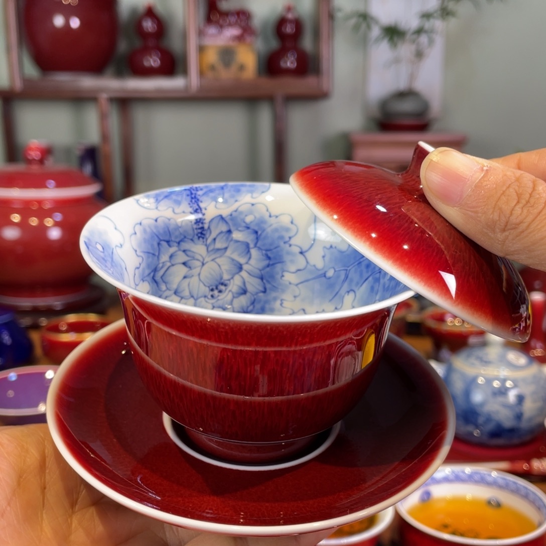 清欢雅玩原矿郎红内绘荷花小元宝盖碗