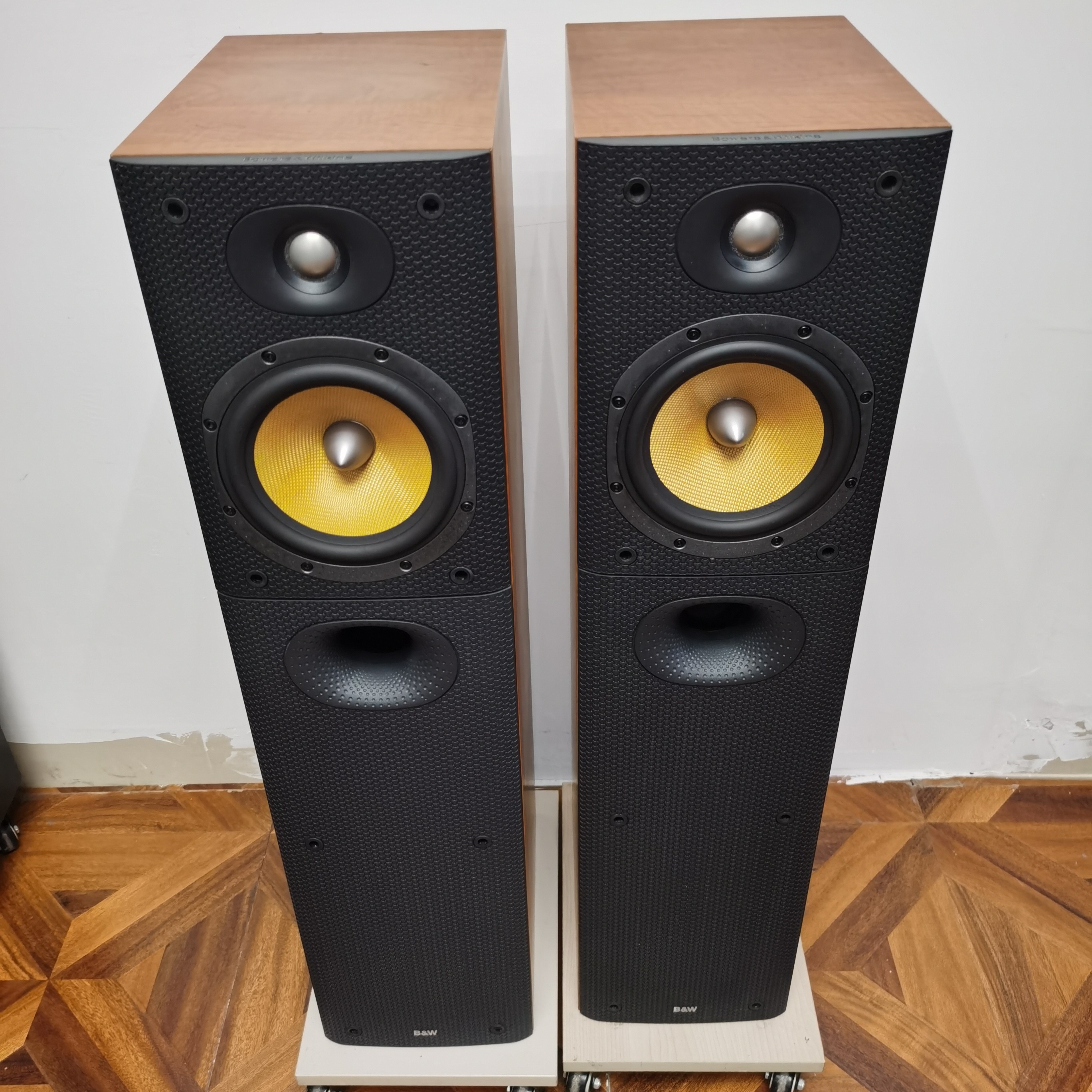 8新 宝华韦健 二手宝华DM602.5，S3落地箱，运费自理